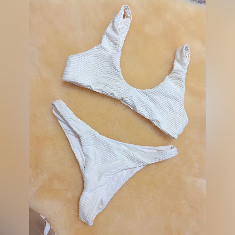 Toast bikini - Picture 2 of 5